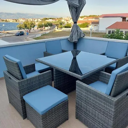 Apartment Blue Sea *