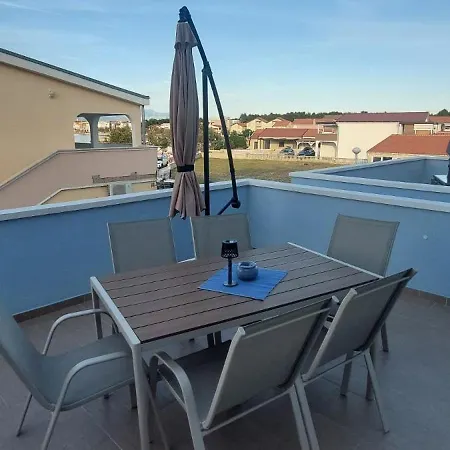 Apartment Blue Sea Vir